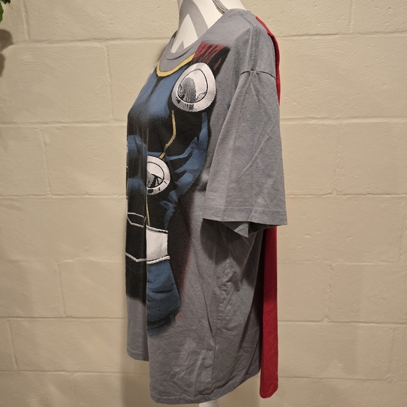 Marvel THOR  Avengers Assemble with Cape design T-Shirt MENS Size XL - Picture 8 of 8